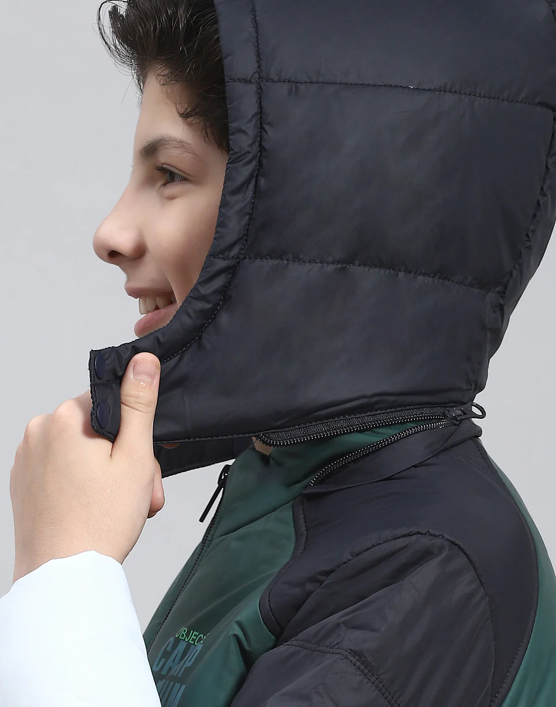Boys Olive Colourblocked Hooded Full Sleeve Boys Jacket - Image 9