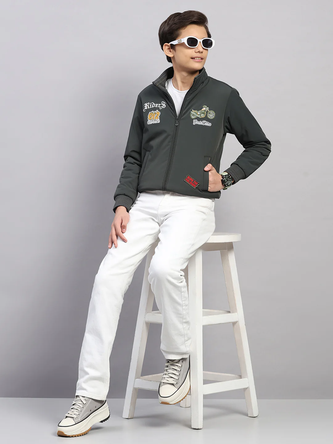 Boys Olive Embroidered Collar Full Sleeve Jacket - Image 2