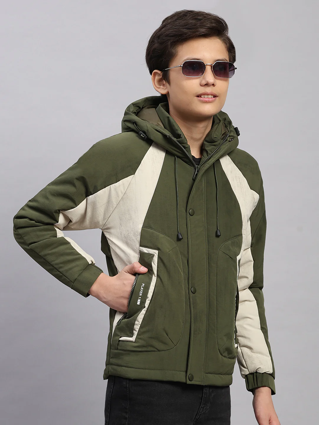 Boys Olive Printed Hooded Full Sleeve Jacket - Image 4