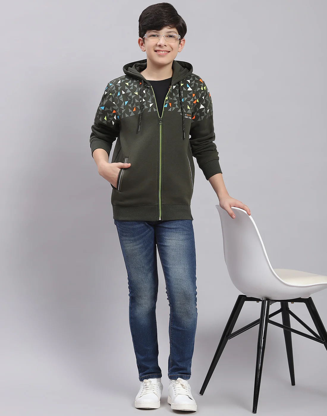 Boys Olive Printed Hooded Full Sleeve Sweatshirt - Image 2
