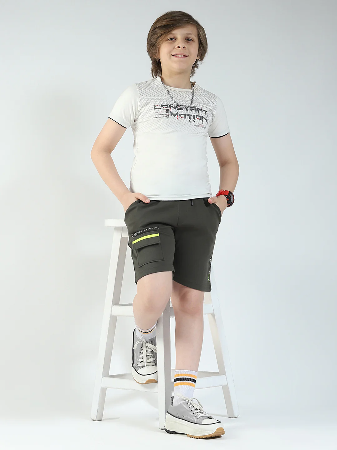 Boys Olive Printed Regular Fit Bermuda - Image 2