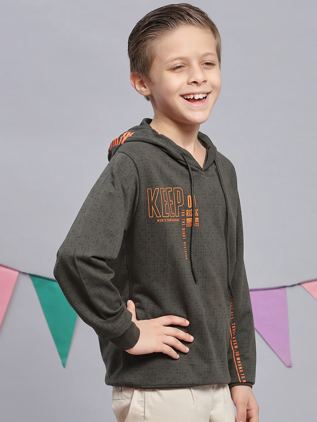 Boys Olive Printed Round Neck Full Sleeve Sweatshirt - Image 4
