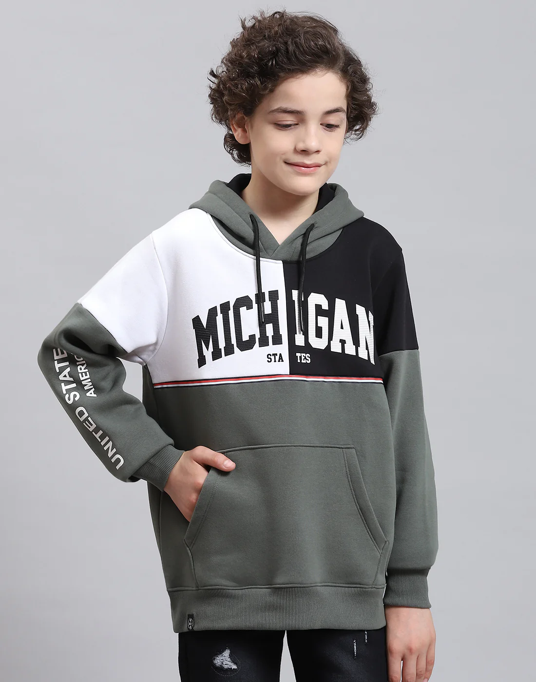 Boys Olive Printed Round Neck Full Sleeve Sweatshirt - Image 2