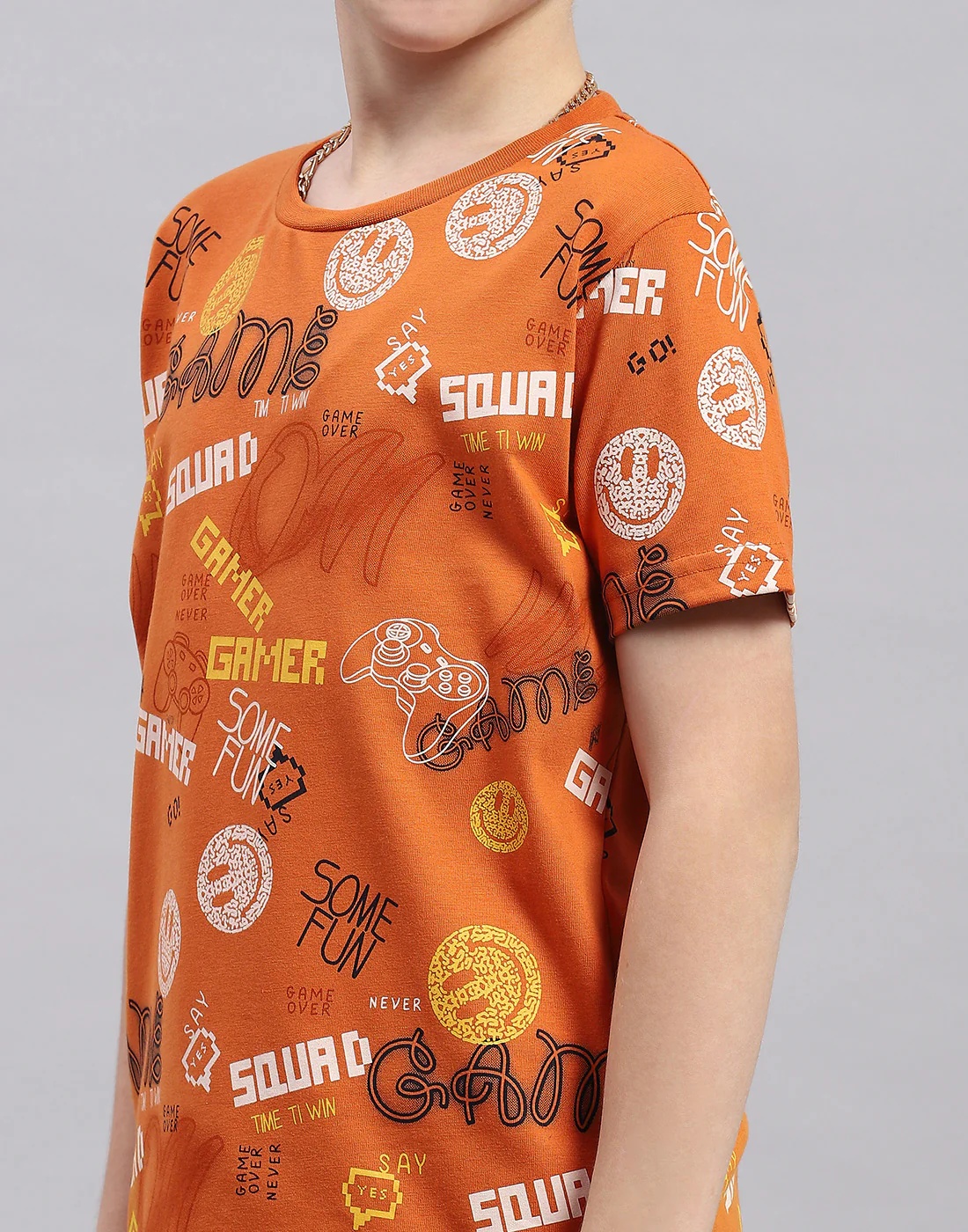 Boys Orange Printed Round Neck Half Sleeve Bermuda Set - Image 6