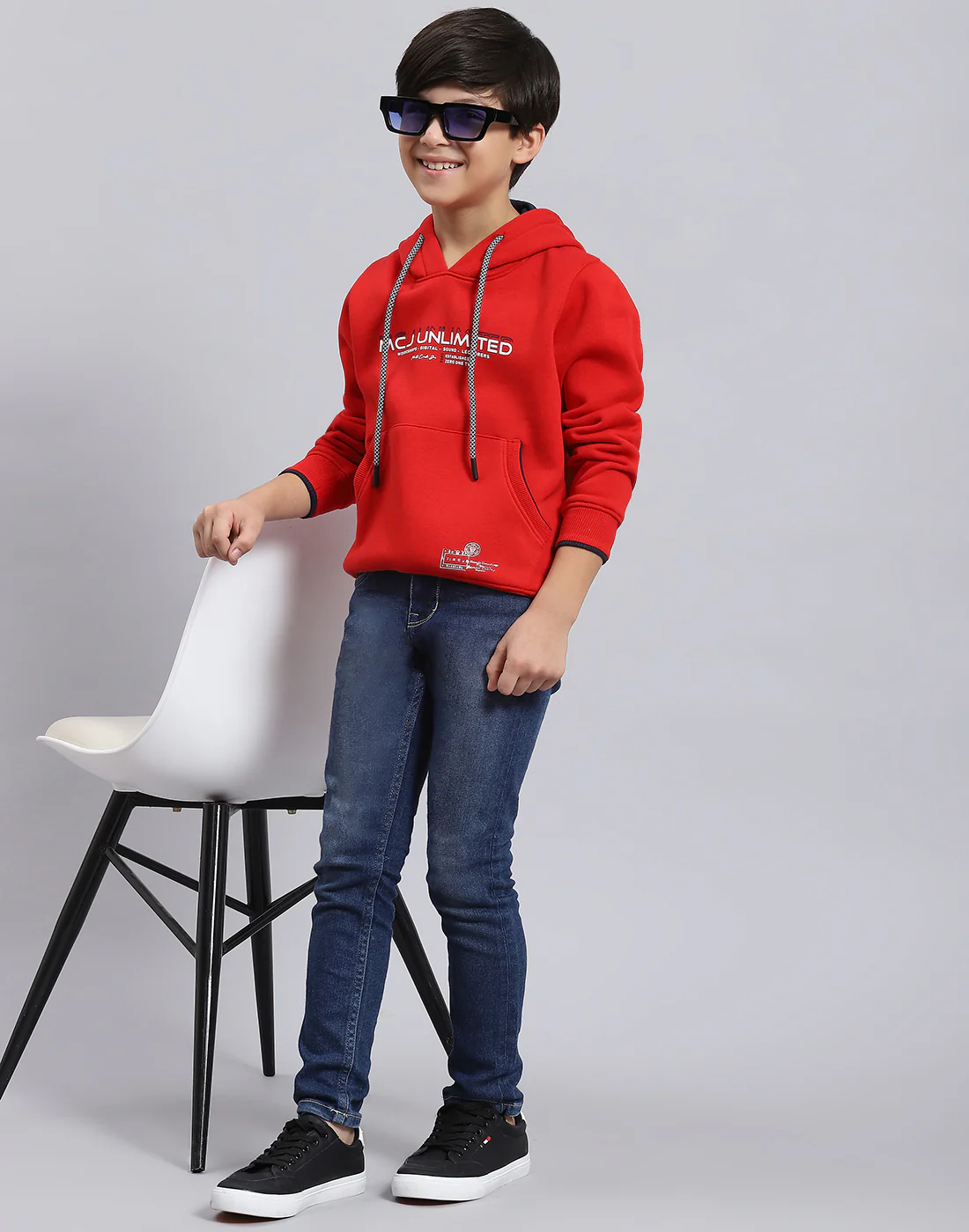 Boys Red Printed Hooded Full Sleeve Sweatshirt - Image 7