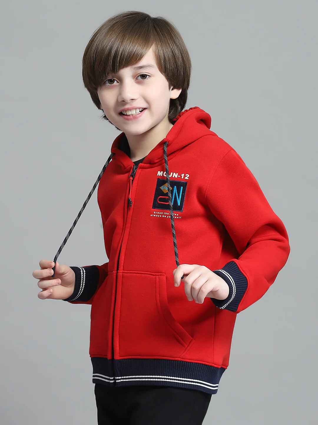 Boys Red Printed Hooded Full Sleeve Sweatshirt - Image 3
