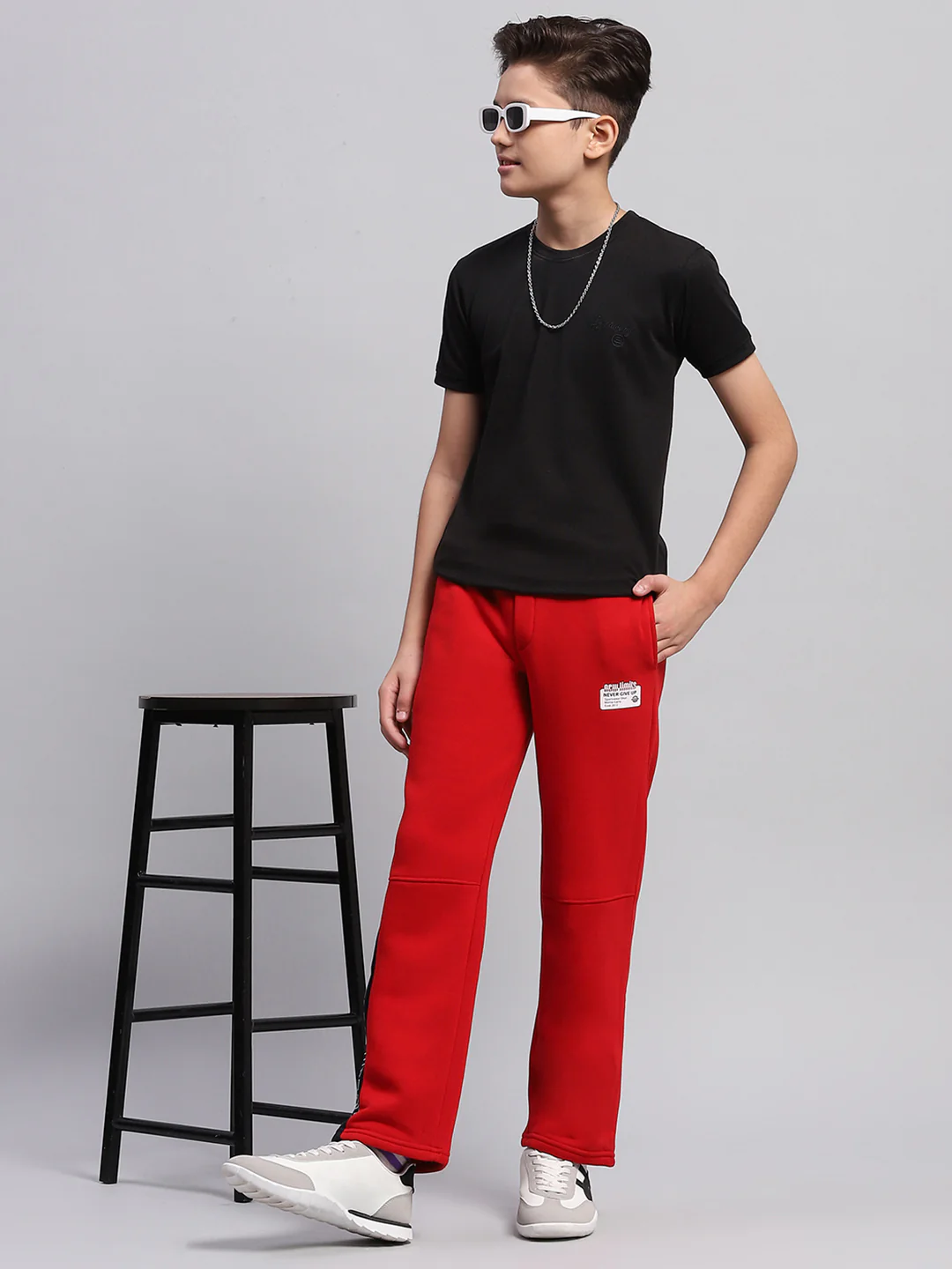 Boys Red Printed Regular Fit Lower - Image 2
