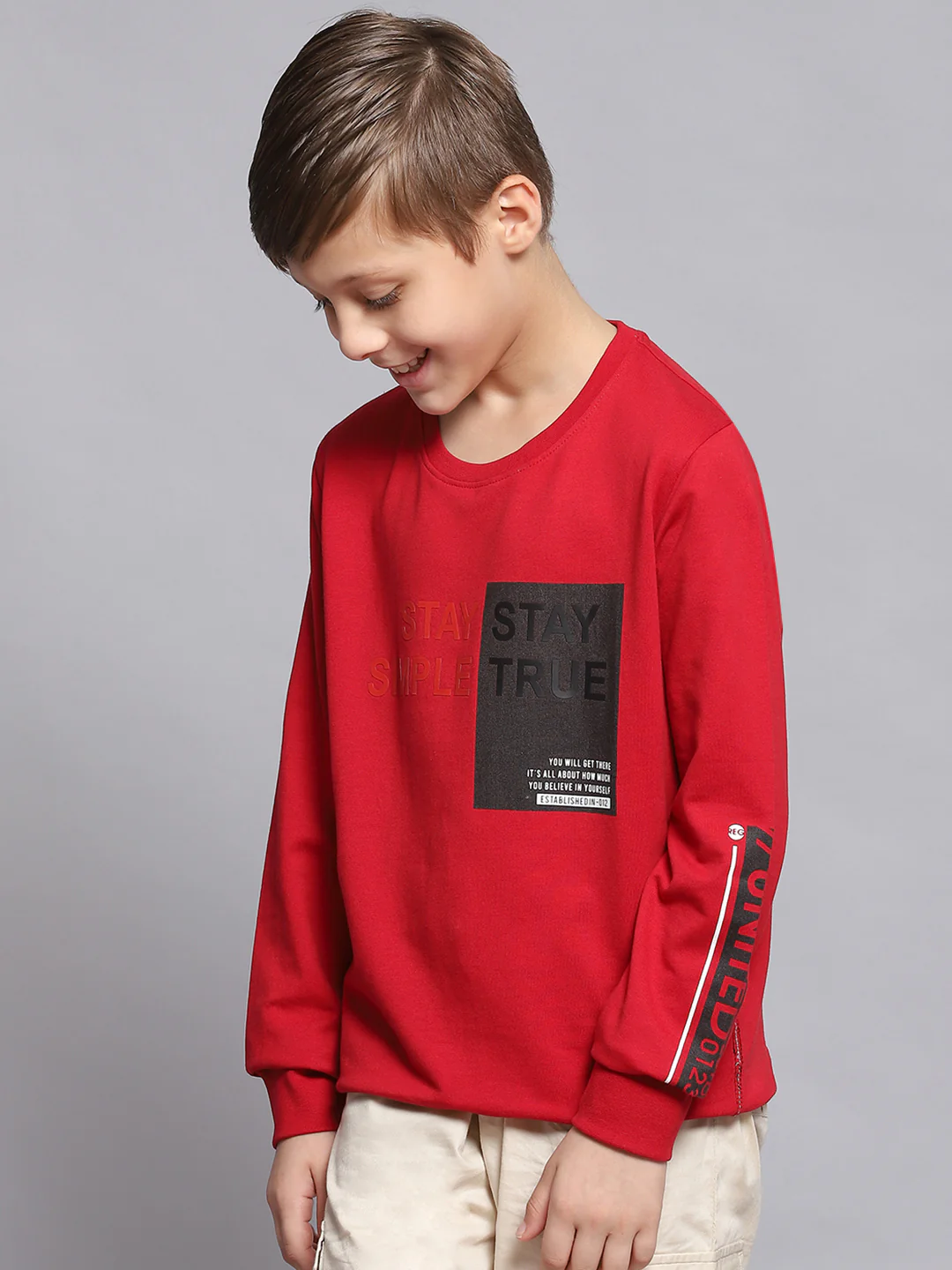 Boys Red Printed Round Neck Full Sleeve Sweatshirt - Image 3