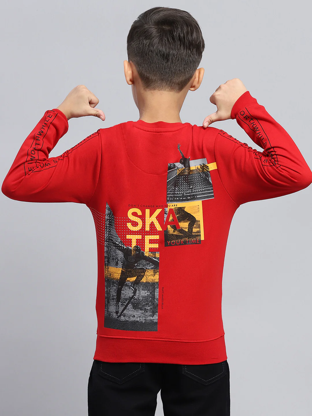 Boys Red Printed Round Neck Full Sleeve Sweatshirt - Image 5