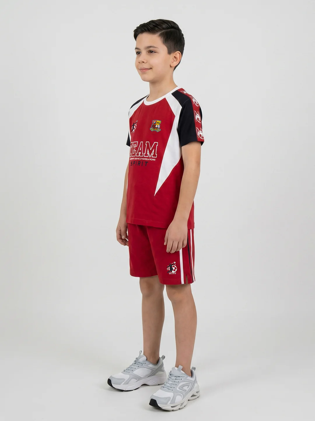 Boys Red Printed Round Neck Half Sleeve Bermuda Set - Image 2