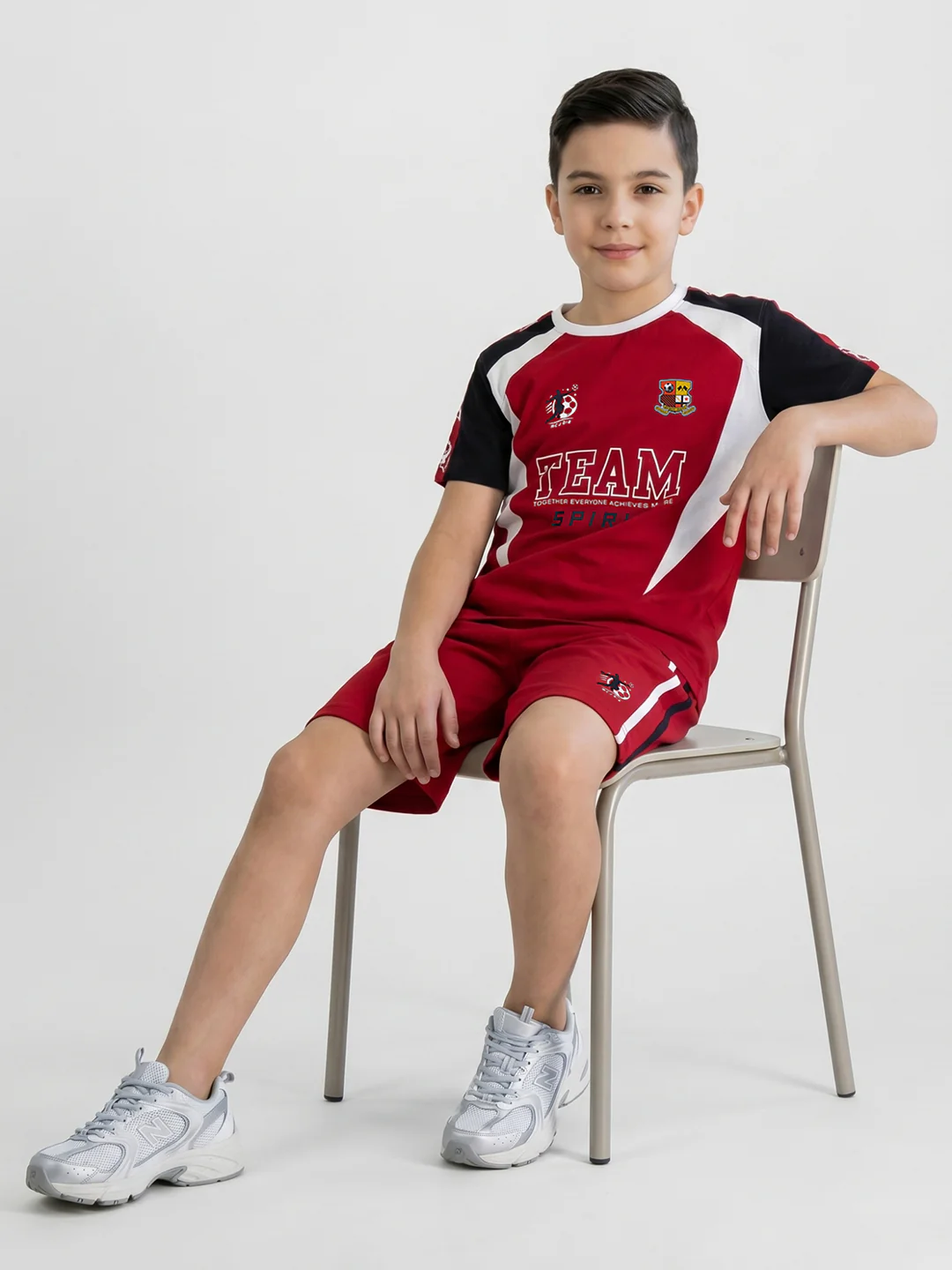 Boys Red Printed Round Neck Half Sleeve Bermuda Set - Image 5