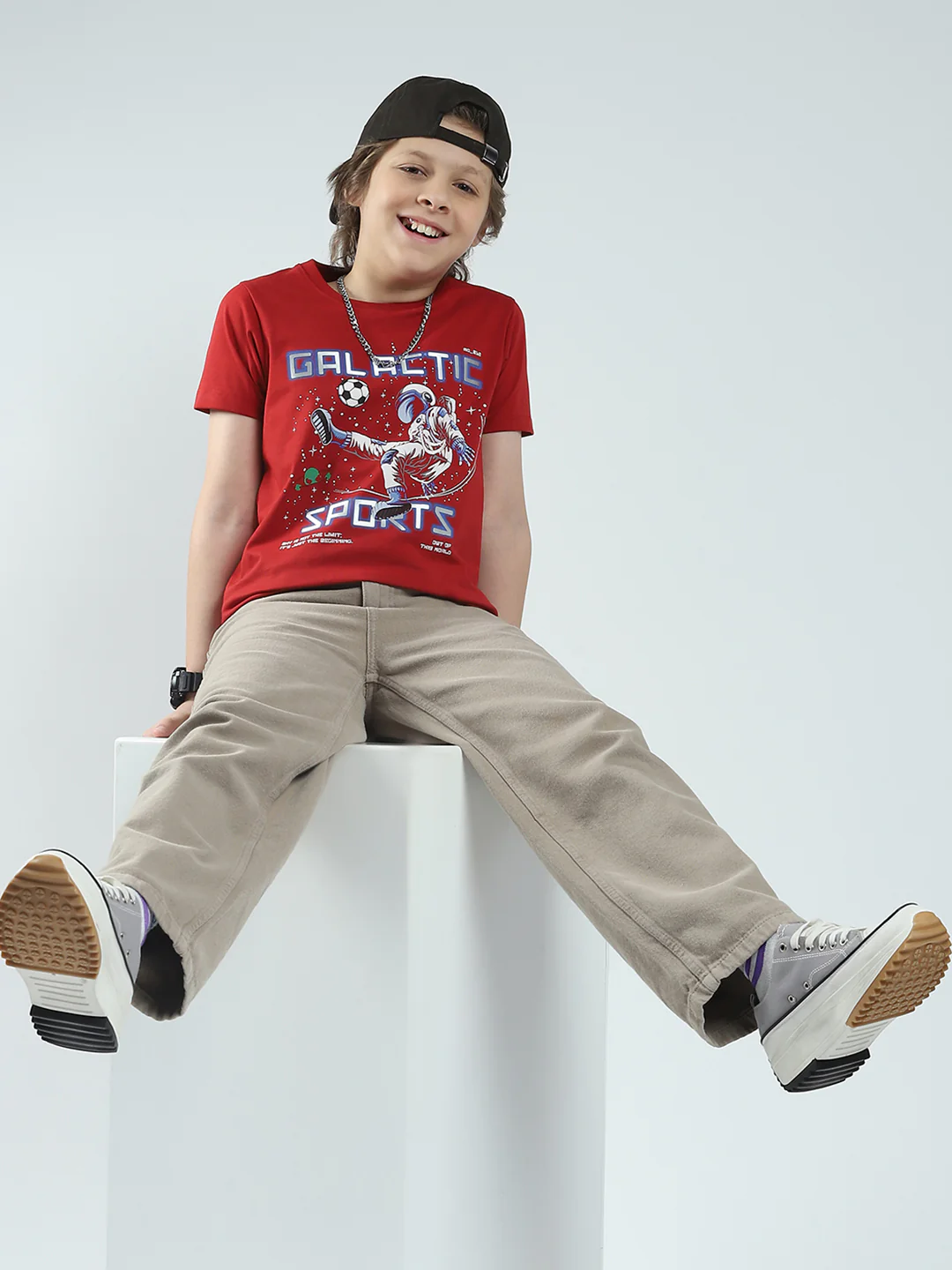 Boys Red Printed Round Neck Half Sleeve T-Shirt - Image 2