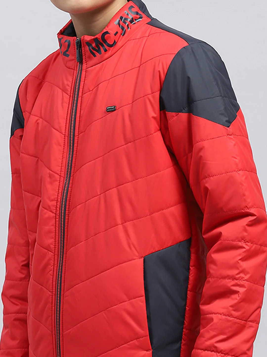 Boys Red Solid Mock Neck Full Sleeve Jacket - Image 7