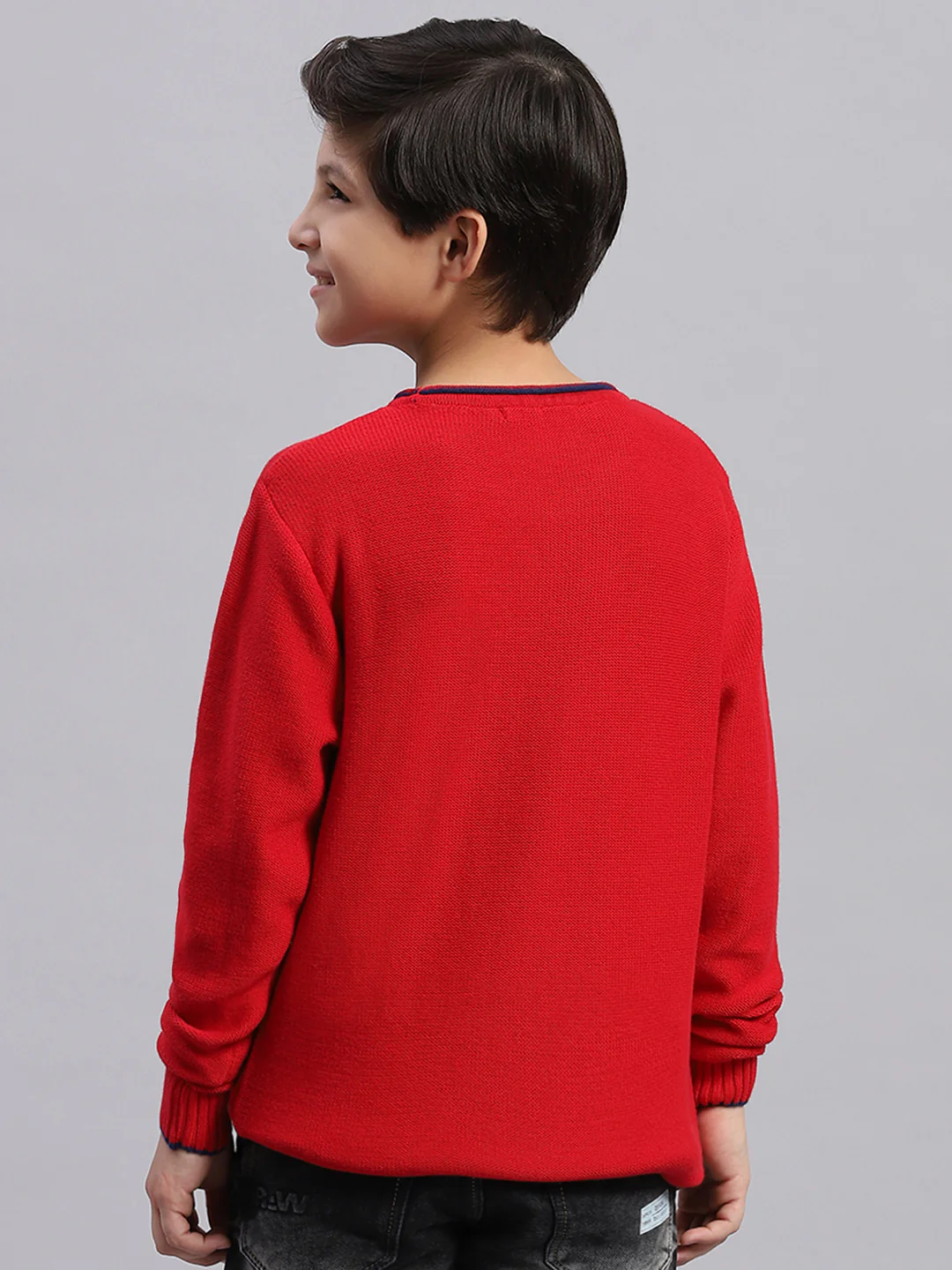 Boys Red Solid Round Neck Full Sleeve Sweater - Image 4
