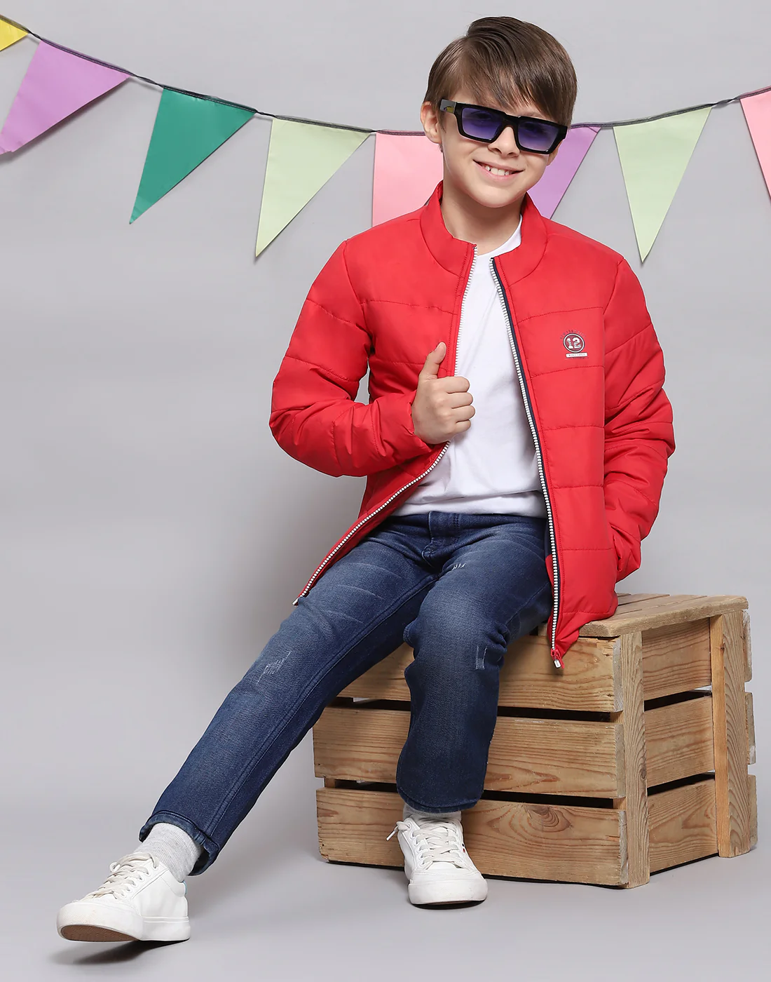 Boys Red Solid Stand Collar Full Sleeve Boys Jacket - Image 2