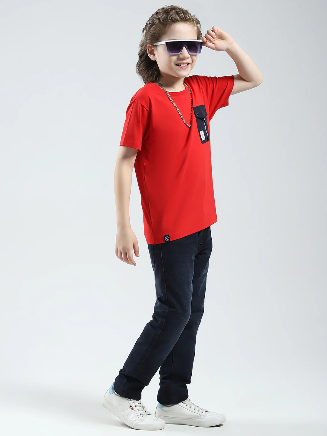 Boys Red Solid Round Neck Half Sleeve T-Shirt - Image 2