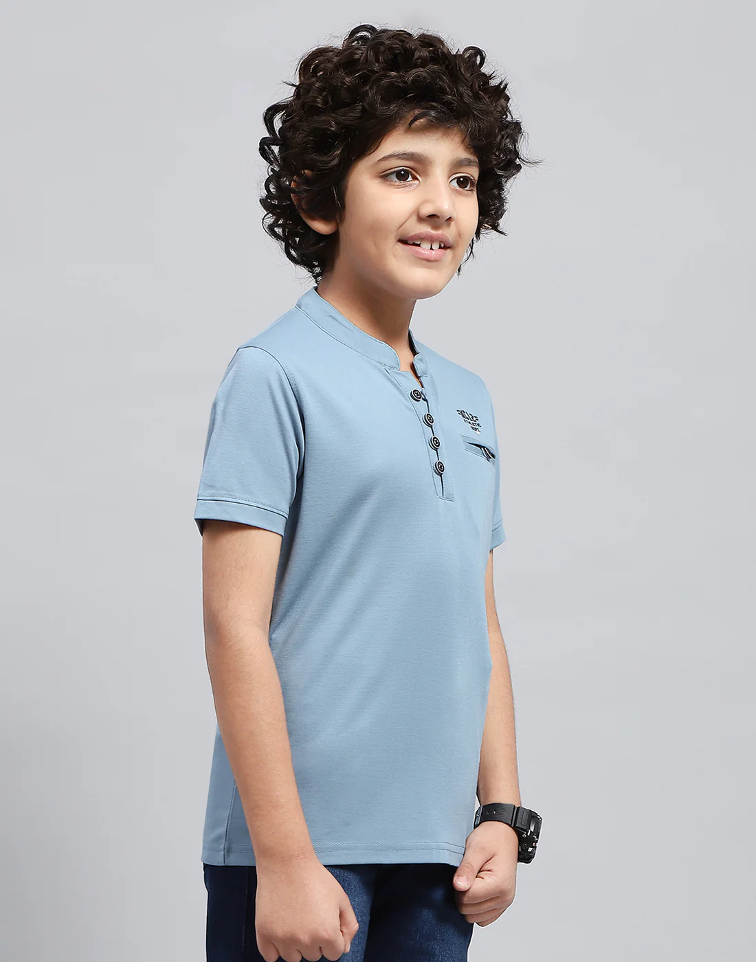 Boys Sky Blue Solid Mandarin Neck Half Sleeve T-Shirt - Image 4