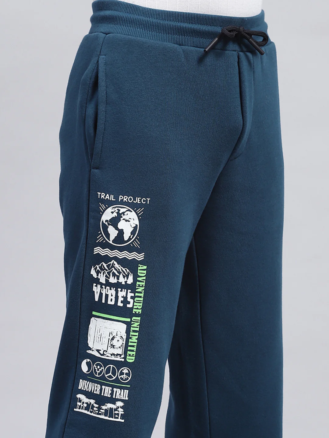 Boys Teal Blue Printed Round Neck Full Sleeve Tracksuit - Image 8