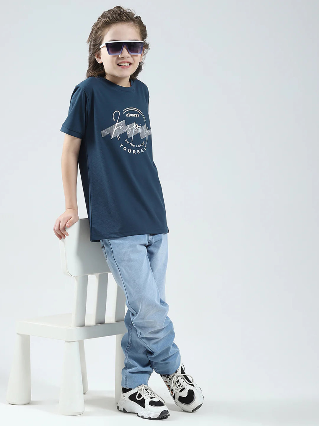 Boys Teal Blue Printed Round Neck Half Sleeve T-Shirt - Image 2
