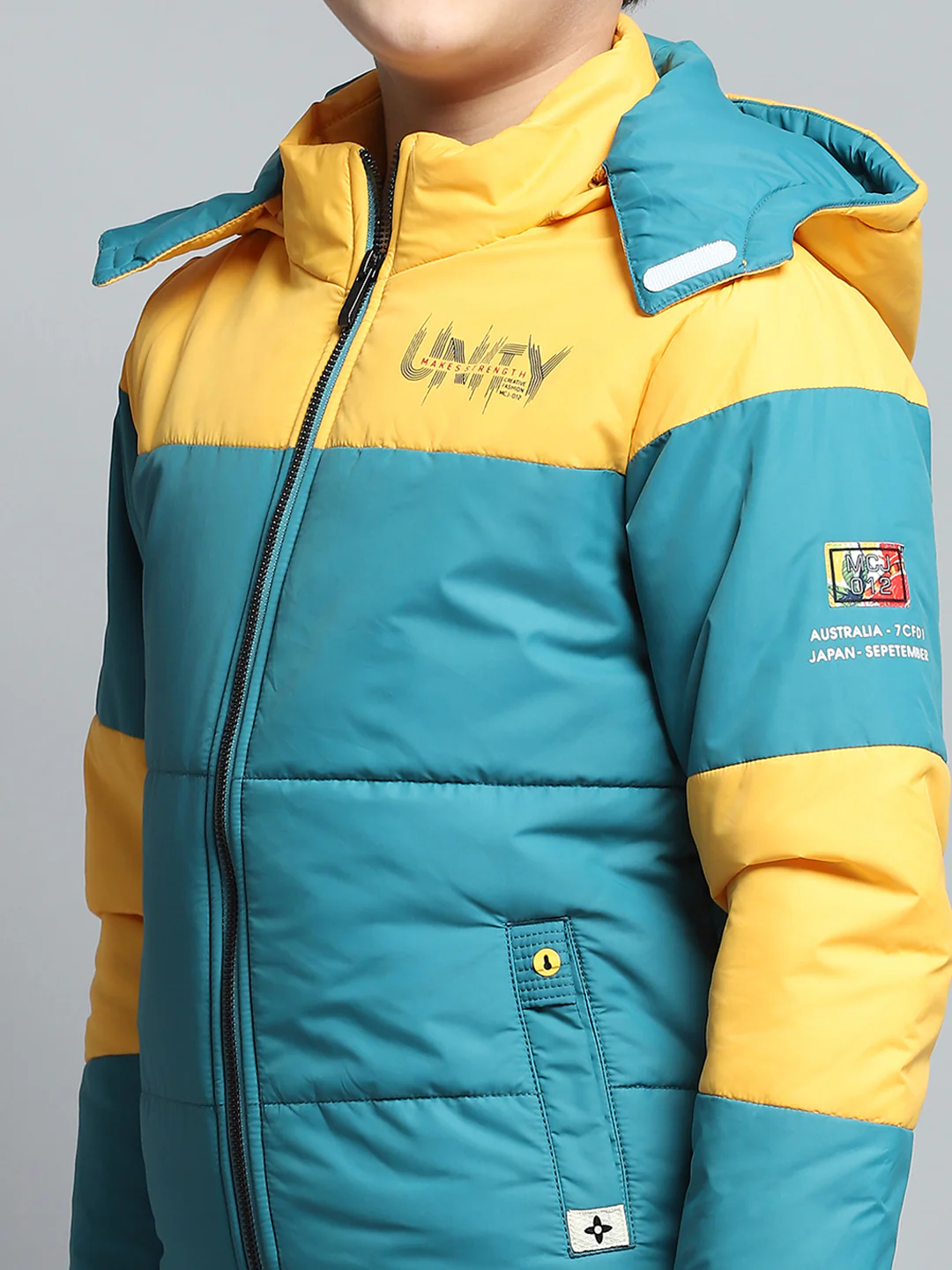 Boys Teal Blue & Yellow Printed Detachable Hood Full Sleeve Jacket - Image 7