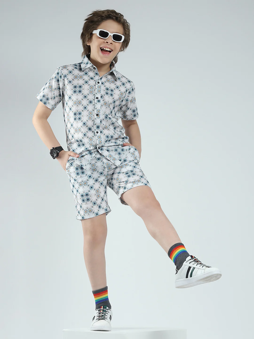 Boys White Printed Collar Half Sleeve Bermuda Set - Image 2