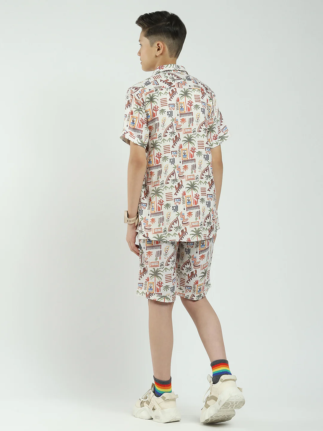 Boys White Printed Collar Half Sleeve Cords Set - Image 5