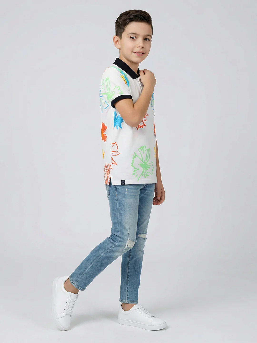 Boys White Printed Collar Half Sleeve T-Shirt - Image 4