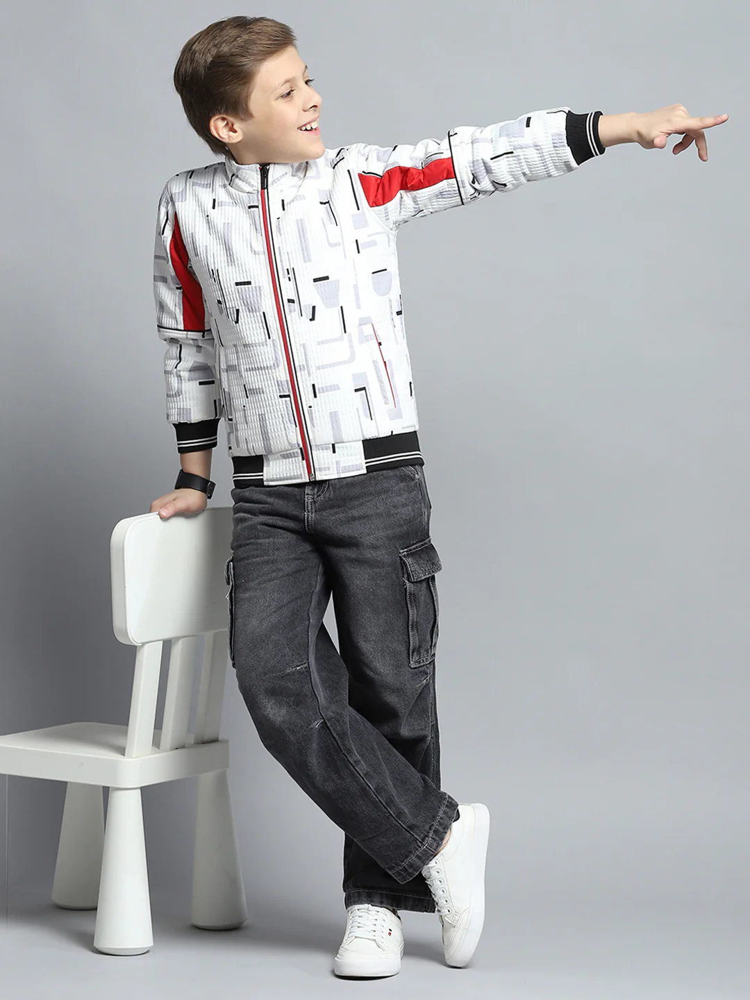 Boys White Printed Mock Neck Full Sleeve Jacket - Image 2
