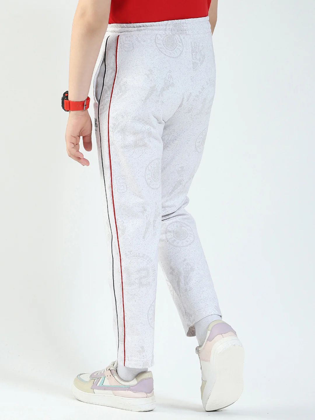 Boys White Printed Regular Fit Lower - Image 5