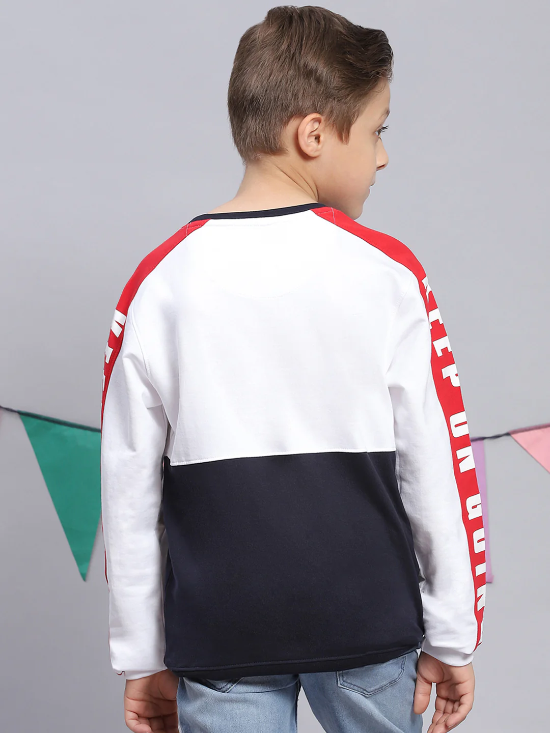 Boys White Printed Round Neck Full Sleeve Sweatshirt - Image 5