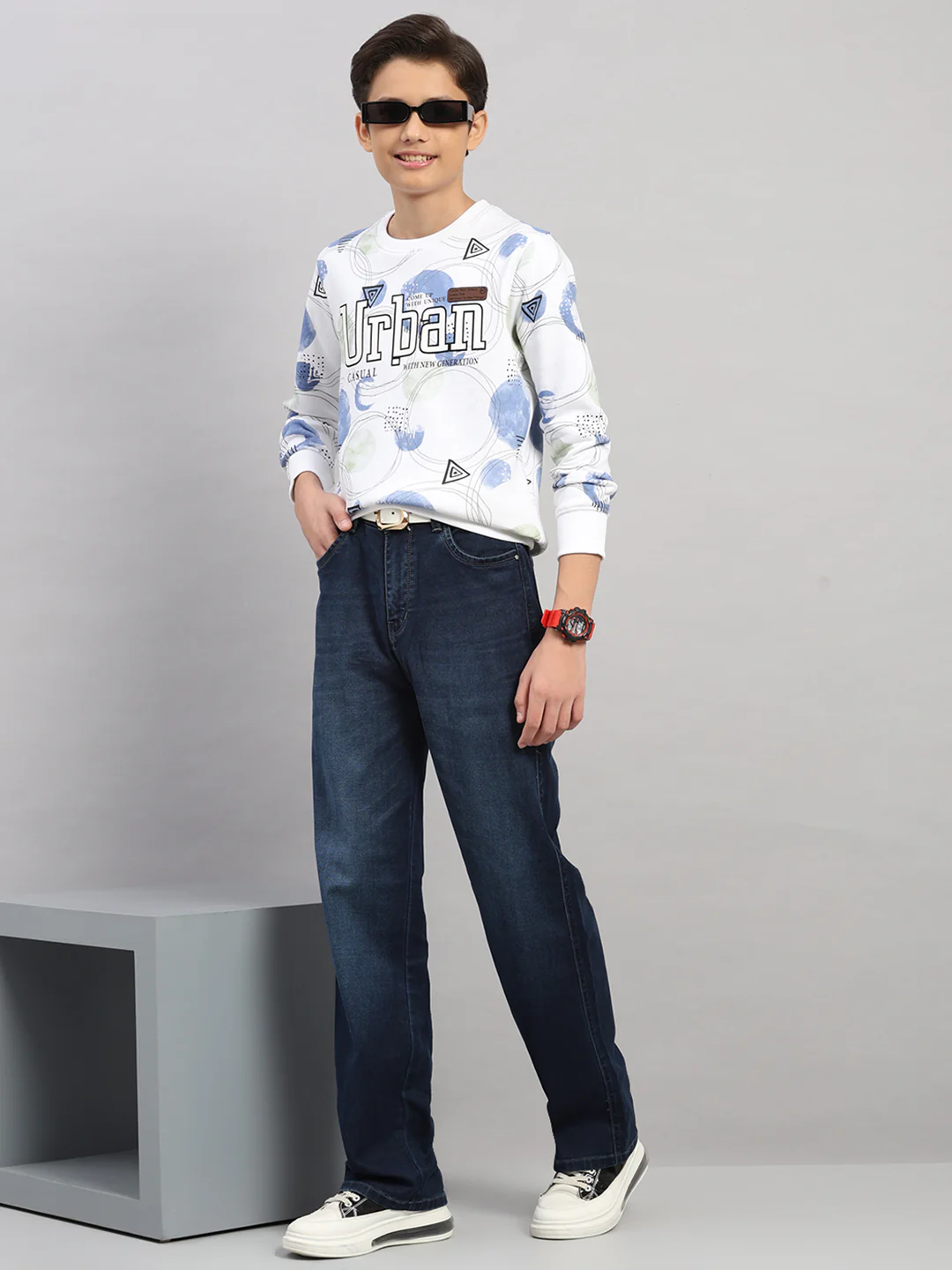 Boys White Printed Round Neck Full Sleeve Sweatshirt - Image 2