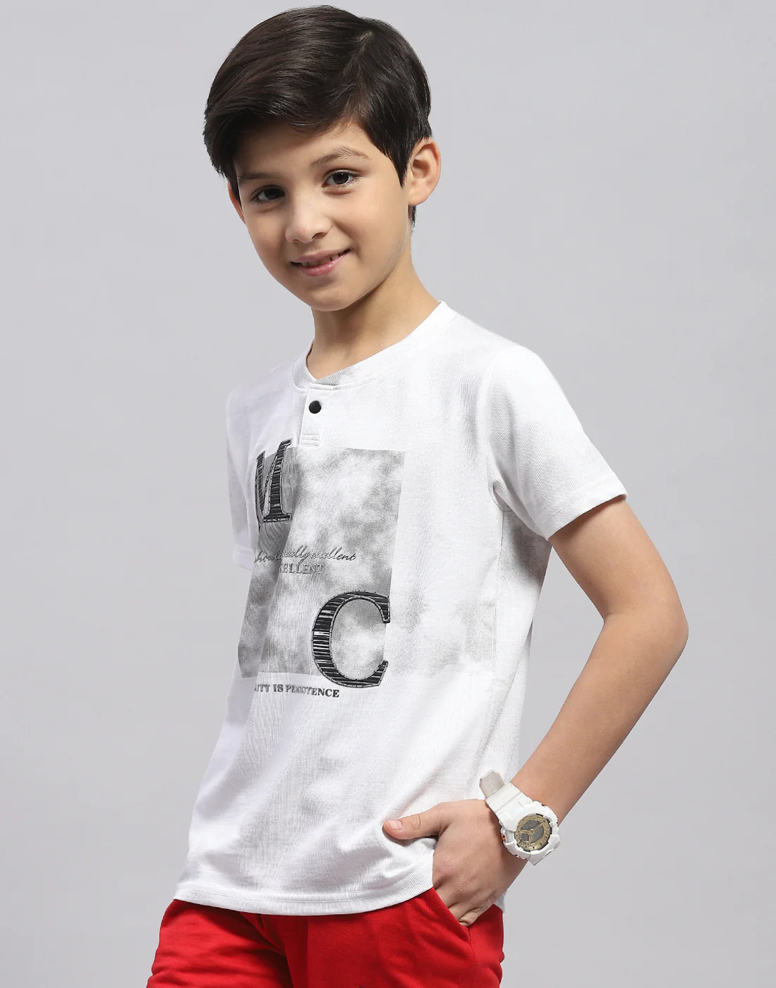 Boys White Printed Round Neck Half Sleeve T-Shirt - Image 3