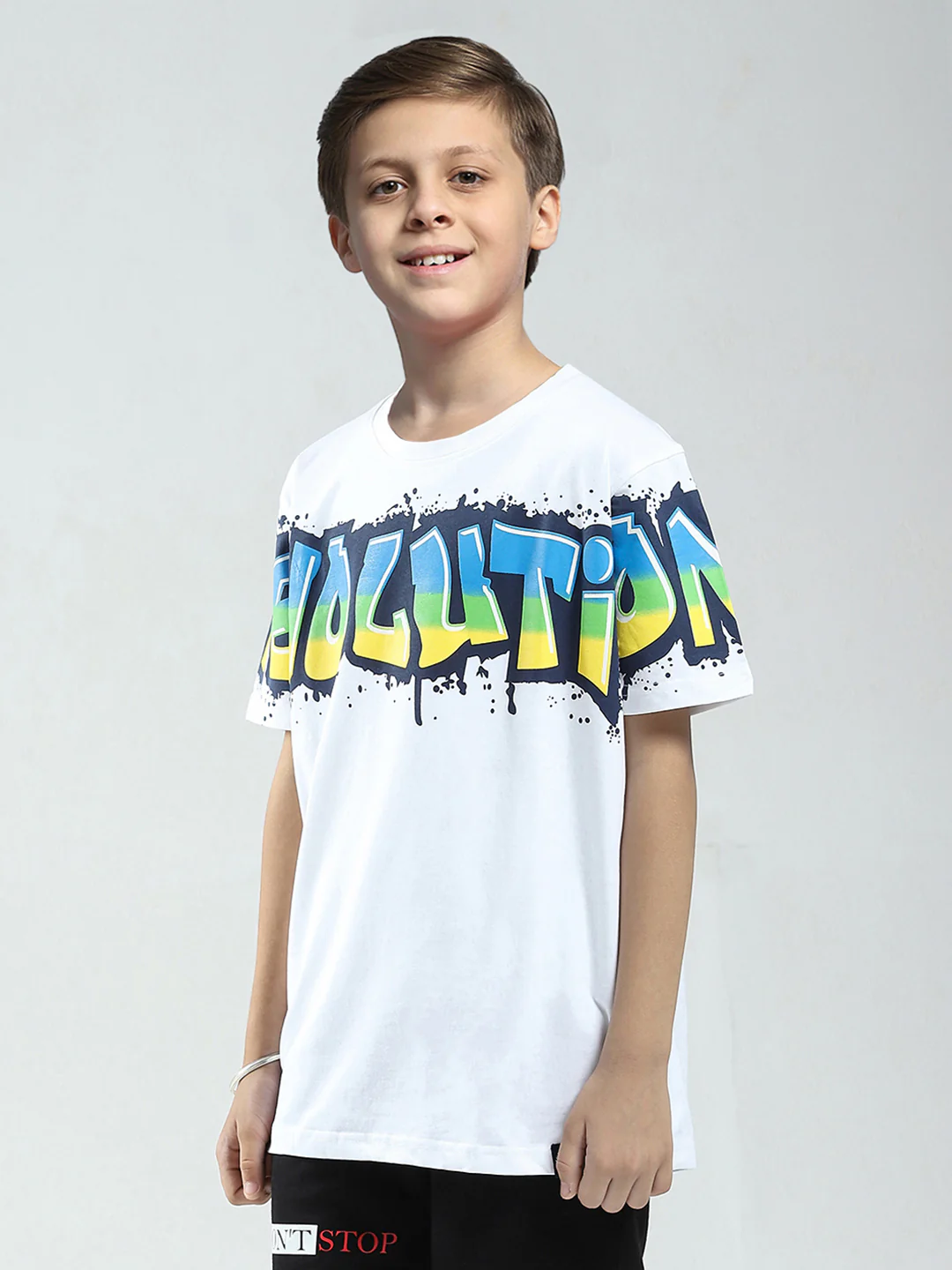 Boys White Printed Round Neck Half Sleeve T-Shirt - Image 3