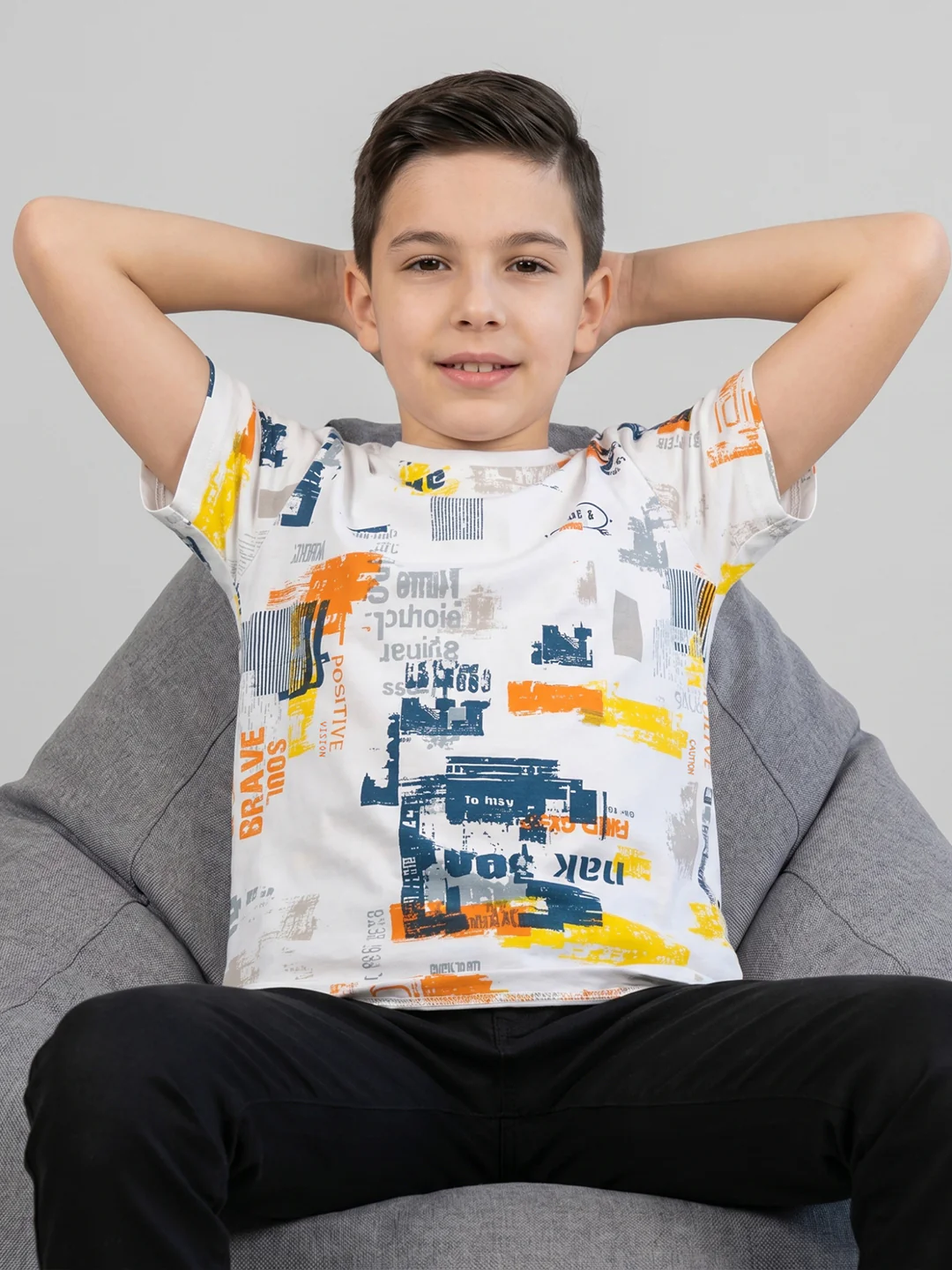 Boys White Printed Round Neck Half Sleeve T-Shirt - Image 5
