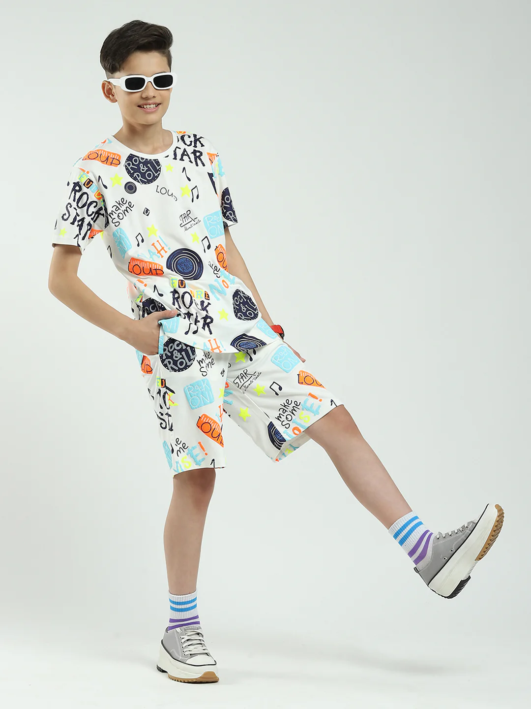 Boys White Printed Round Neck Half Sleeve Bermuda Set - Image 6