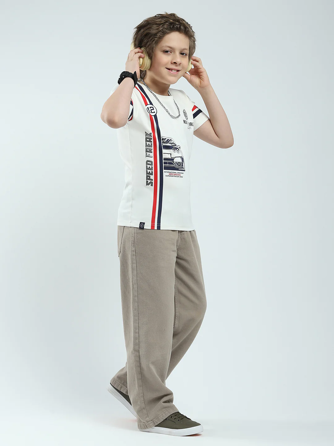 Boys White Printed Round Neck Half Sleeve T-Shirt - Image 2