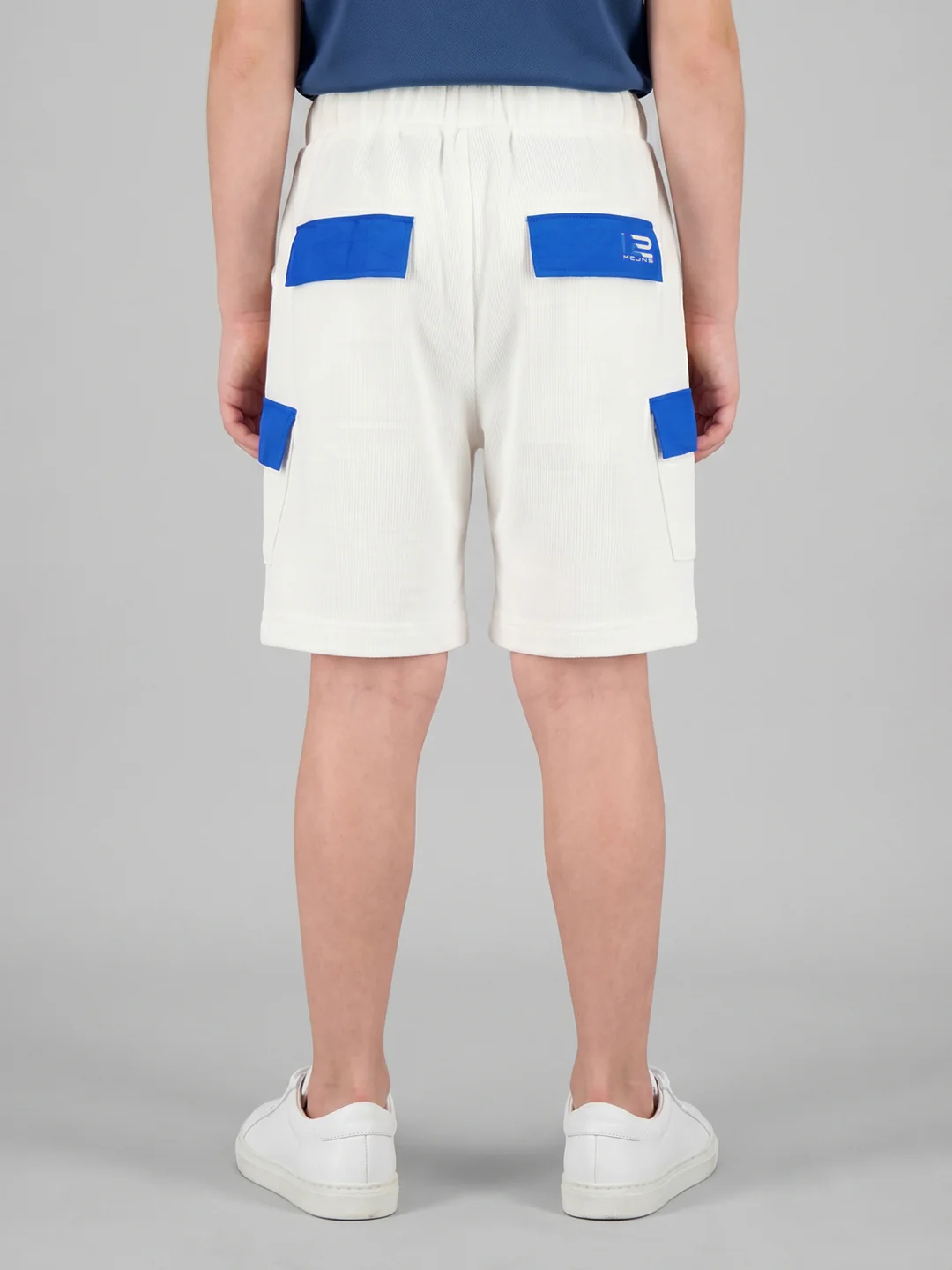 Boys White Self Design Regular Fit Shorts - Image 4