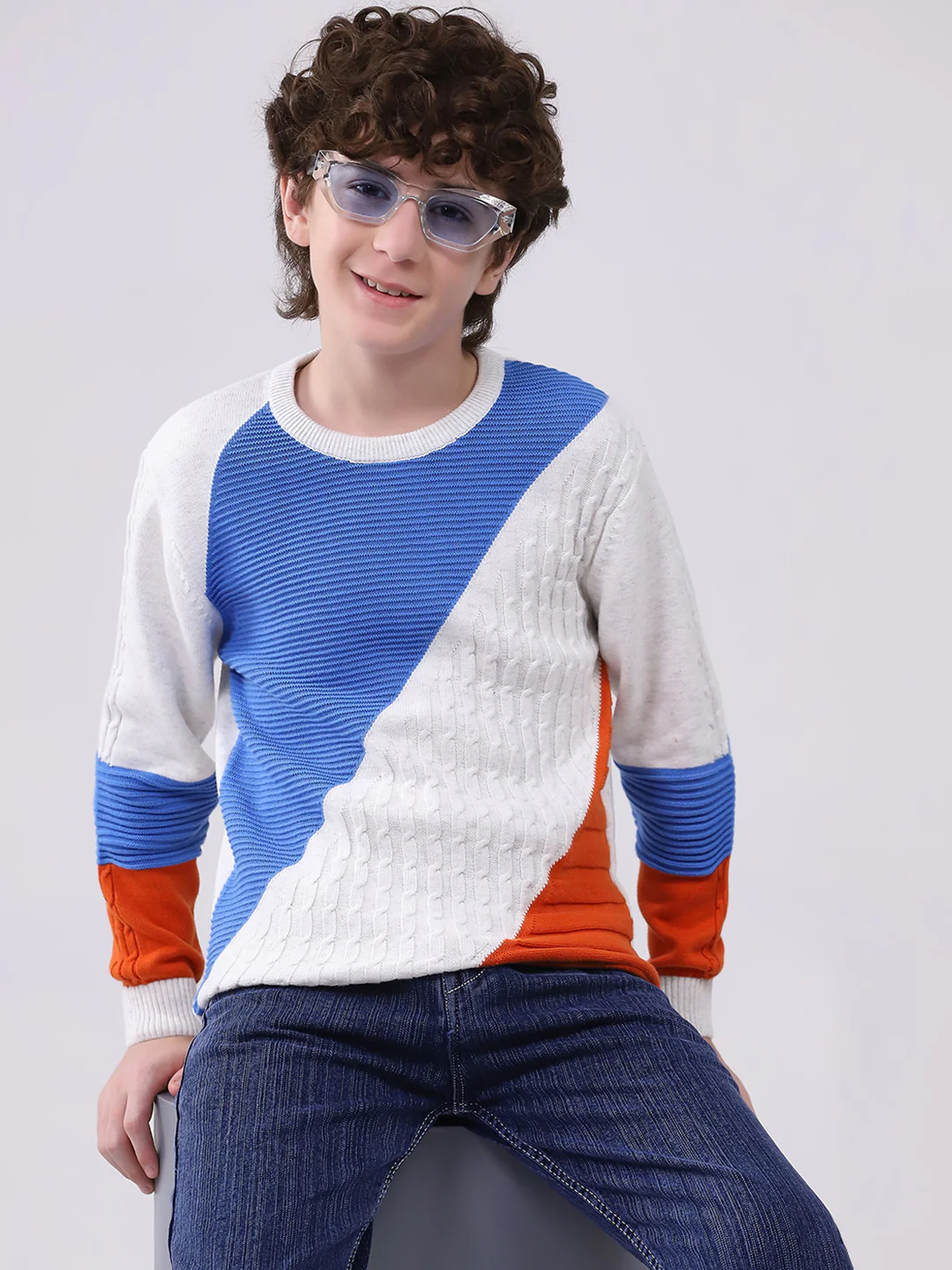 Boys White Self Design Round Neck Full Sleeve Pullover - Image 6