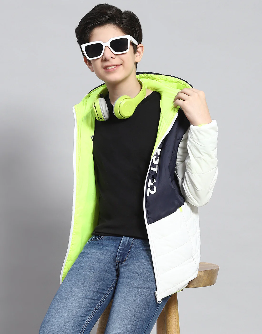Boys White Solid Collar Full Sleeve Boys Jacket - Image 6