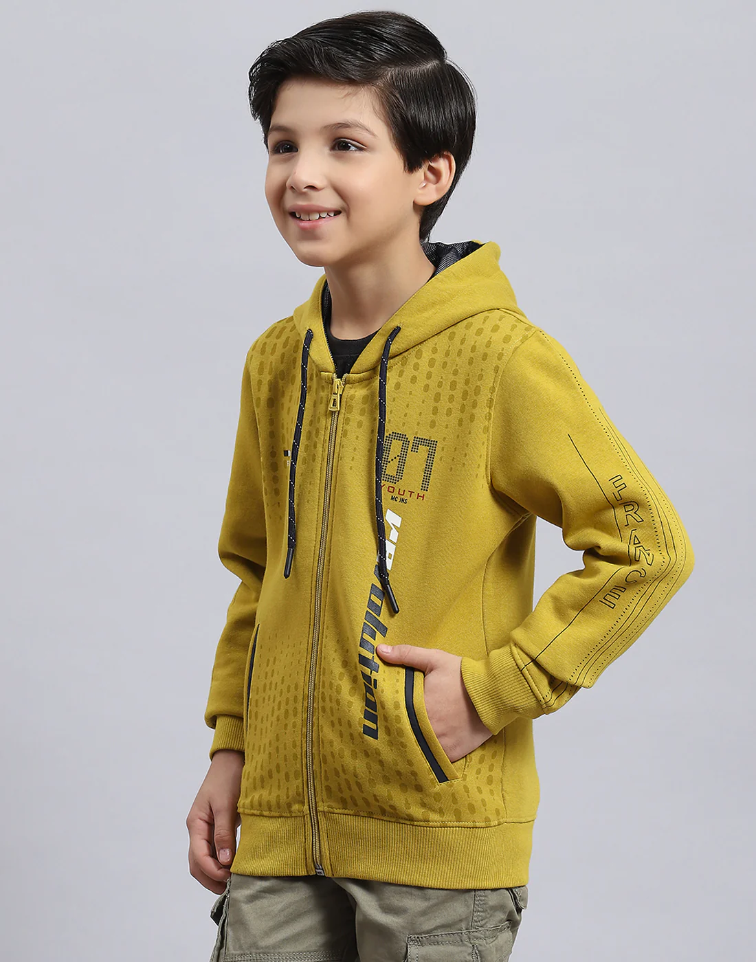 Boys Yellow Printed Hooded Full Sleeve Sweatshirt - Image 3