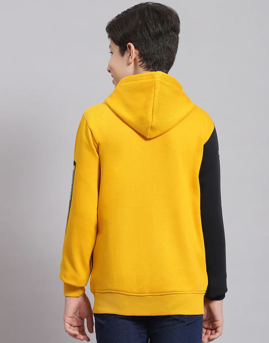 Boys Yellow Printed Hooded Full Sleeve Sweatshirt - Image 5