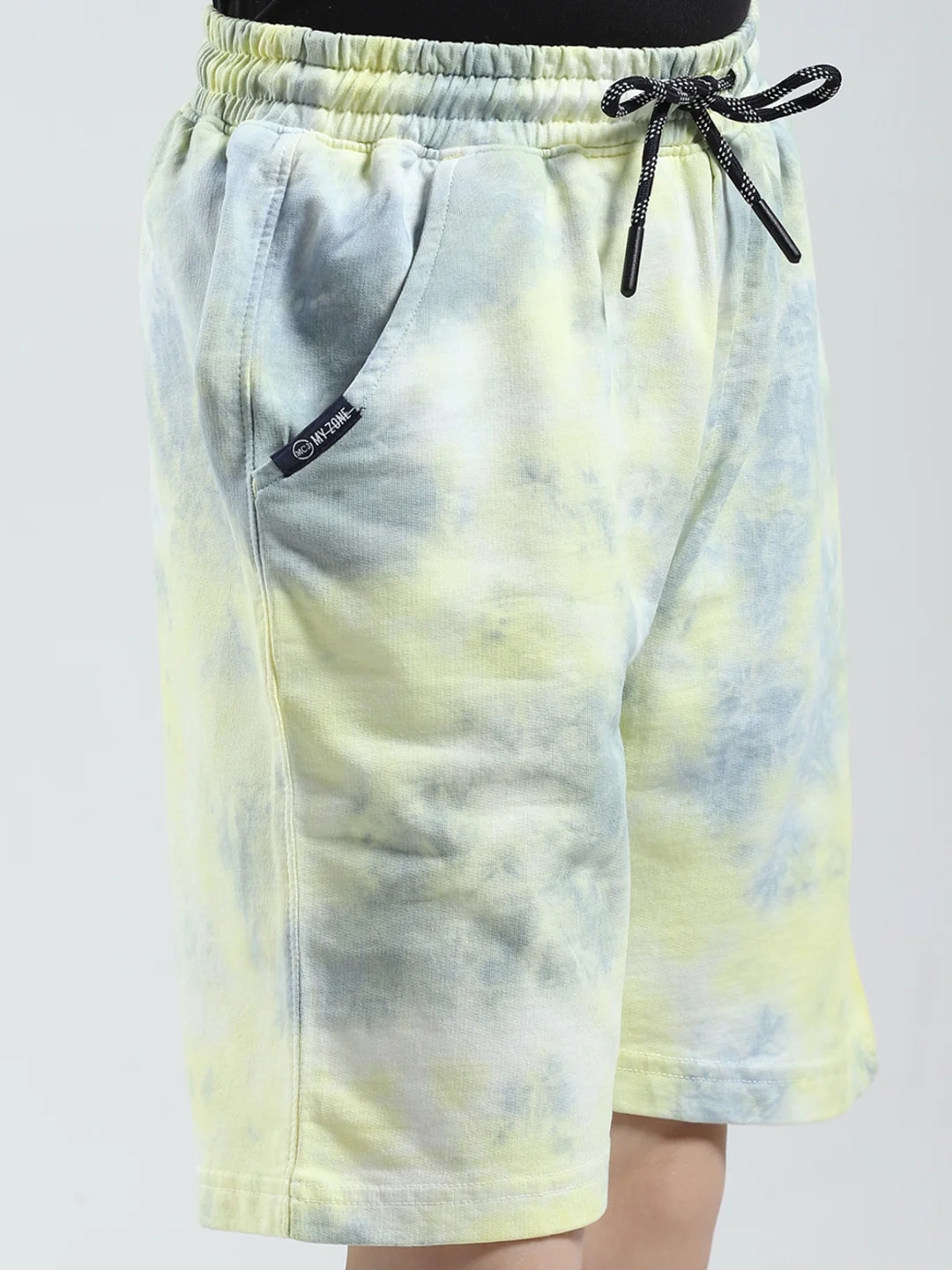 Boys Yellow Printed Regular Fit Bermuda - Image 6