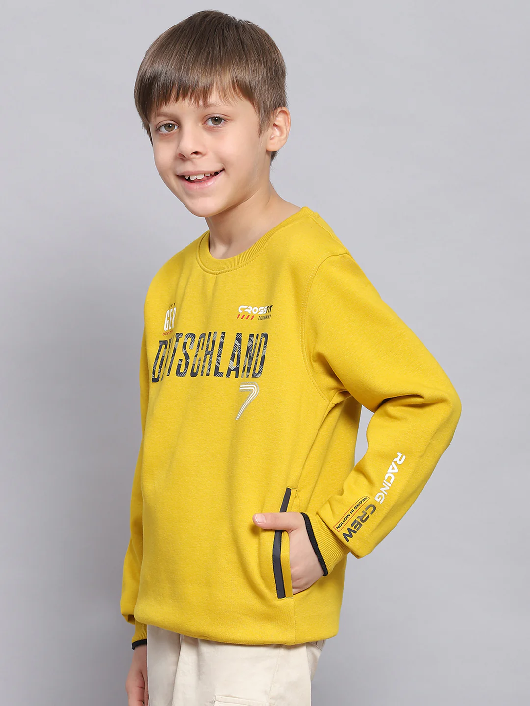 Boys Yellow Printed Round Neck Full Sleeve Sweatshirt - Image 3