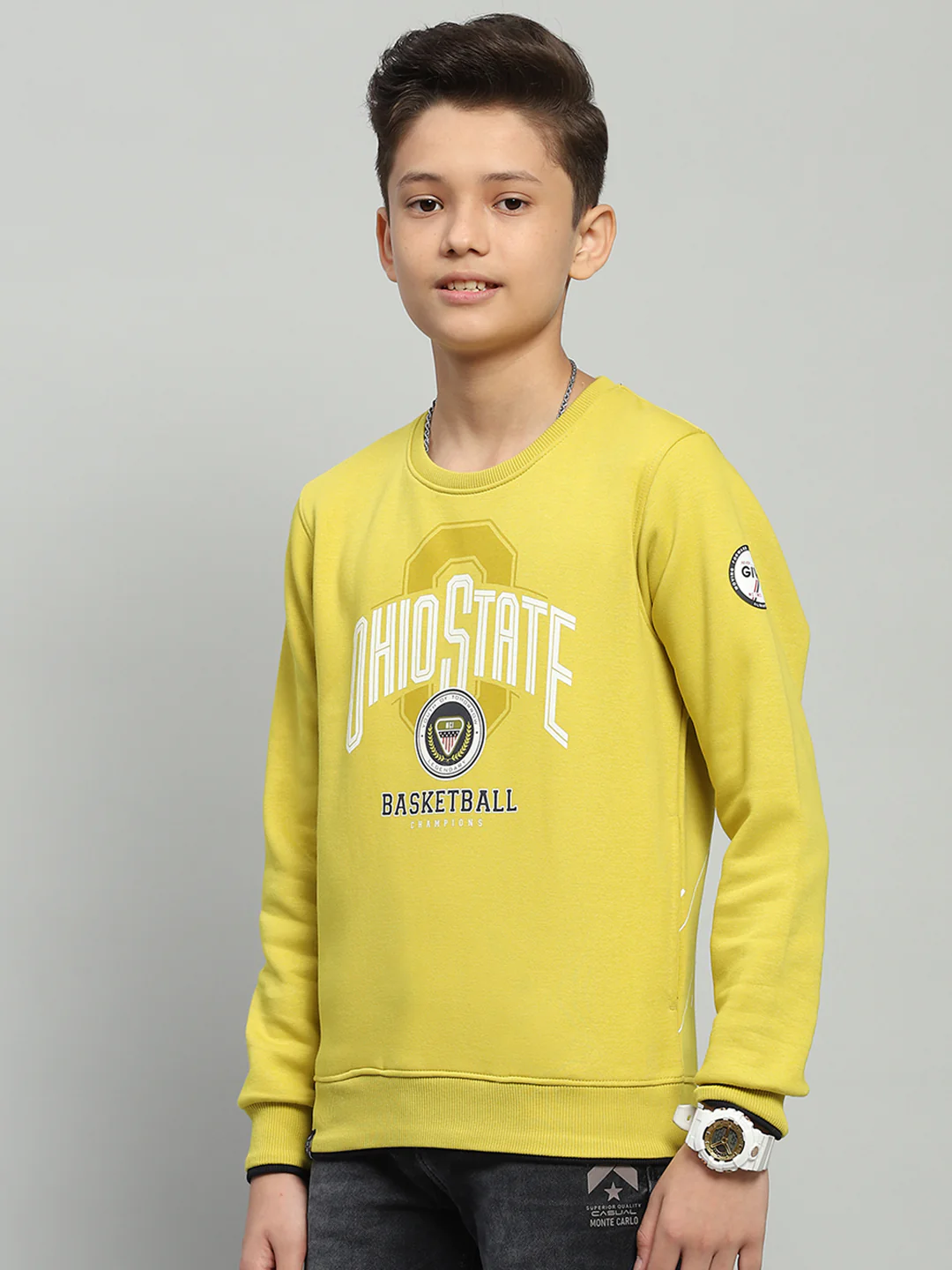 Boys Yellow Printed Round Neck Full Sleeve Sweatshirt - Image 3