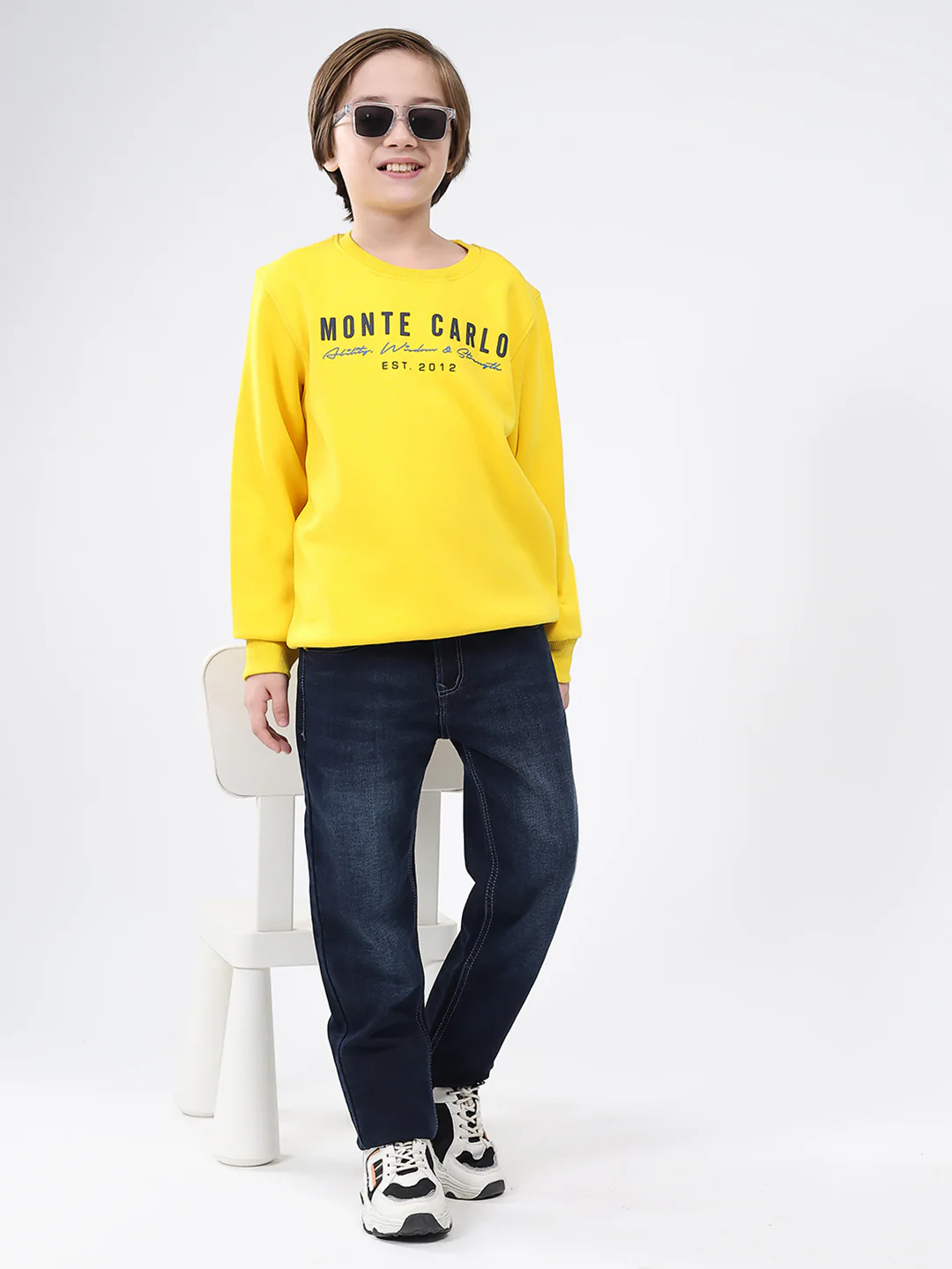 Boys Yellow Printed Round Neck Full Sleeve Sweatshirt - Image 2