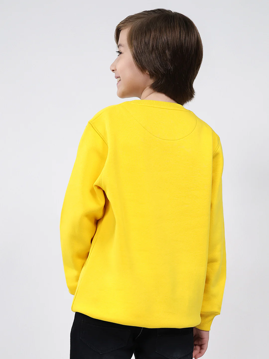 Boys Yellow Printed Round Neck Full Sleeve Sweatshirt - Image 5