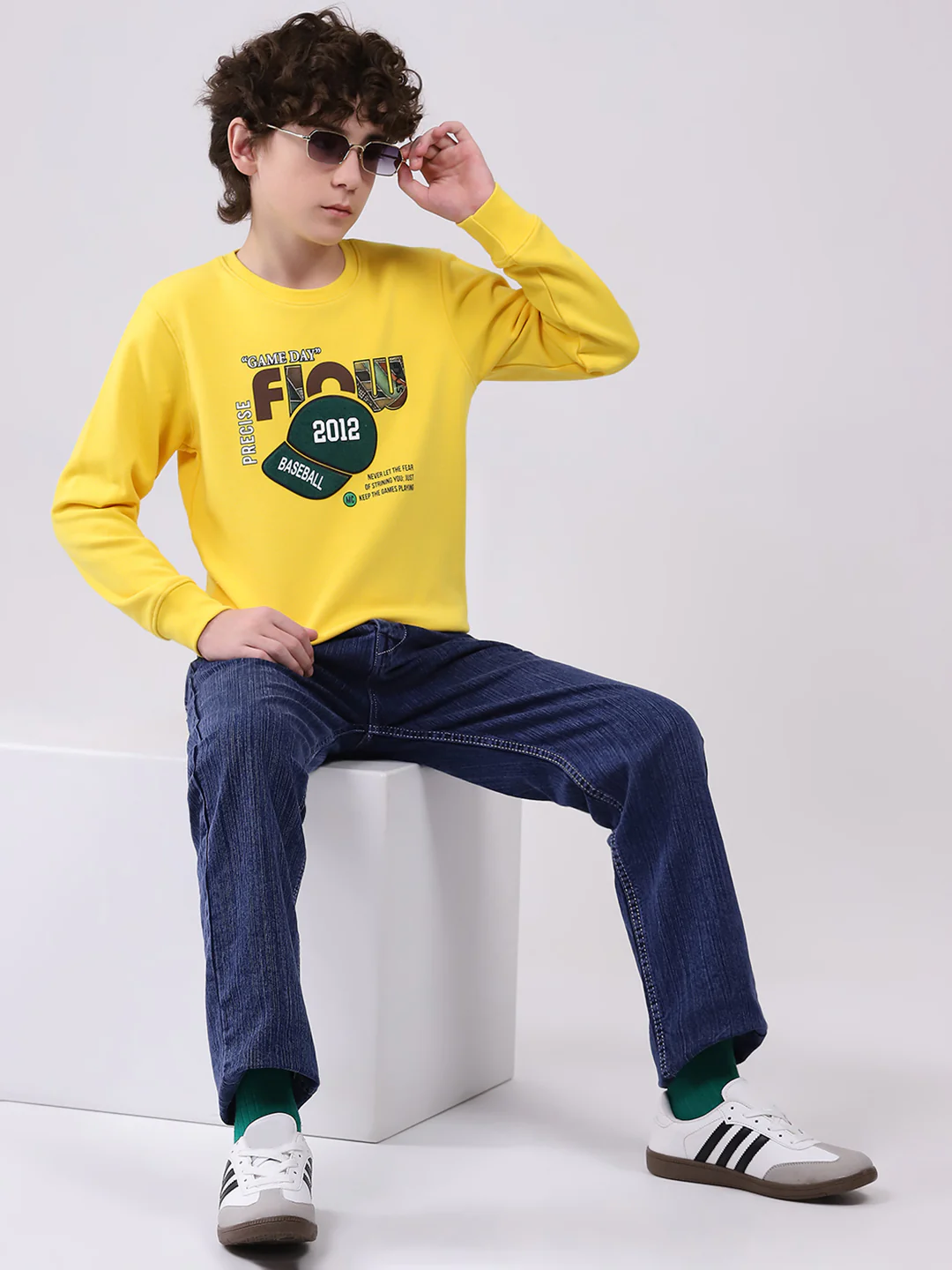 Boys Yellow Printed Round Neck Full Sleeve Sweatshirt - Image 2