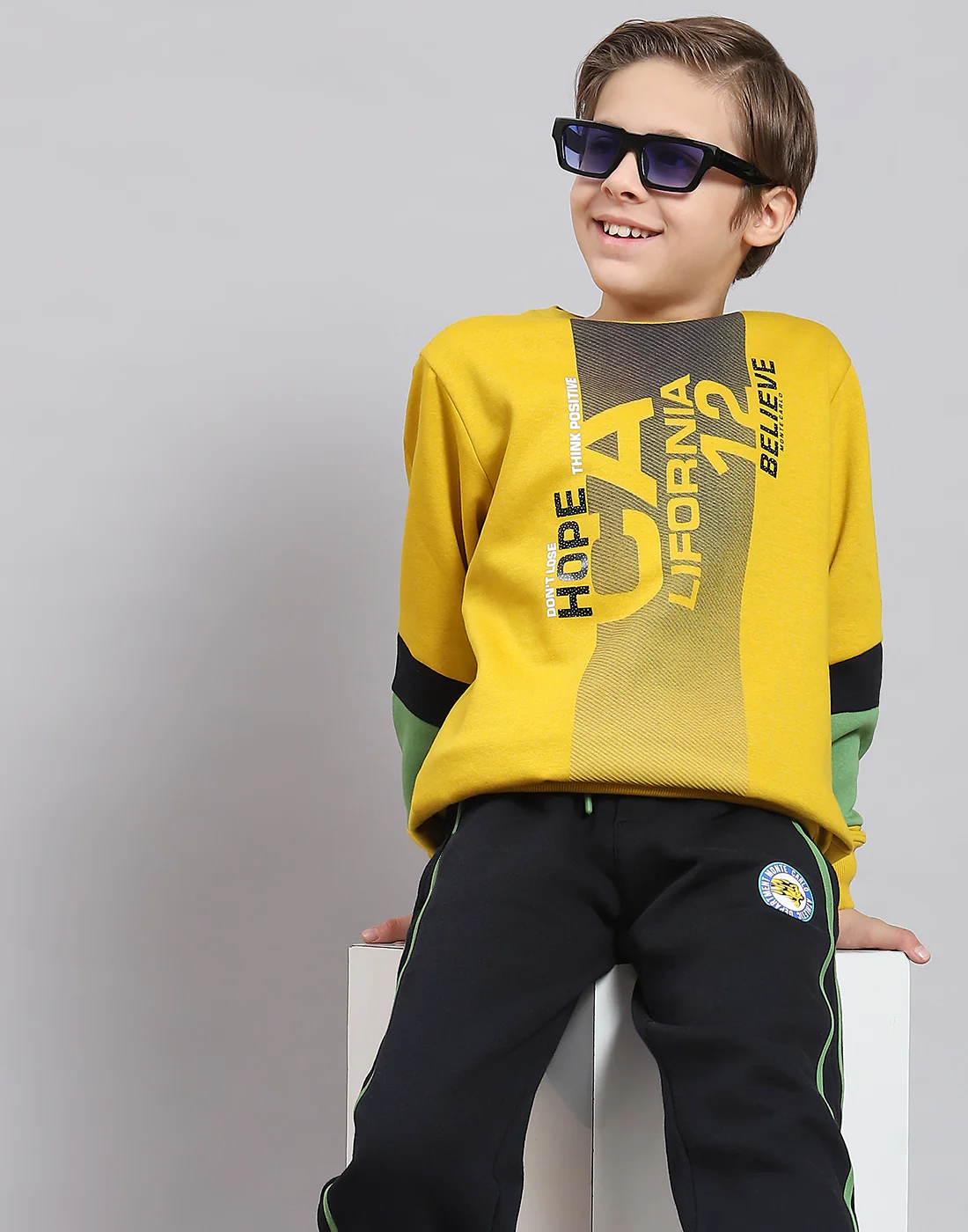 Boys Yellow Printed Round Neck Full Sleeve Tracksuit - Image 7