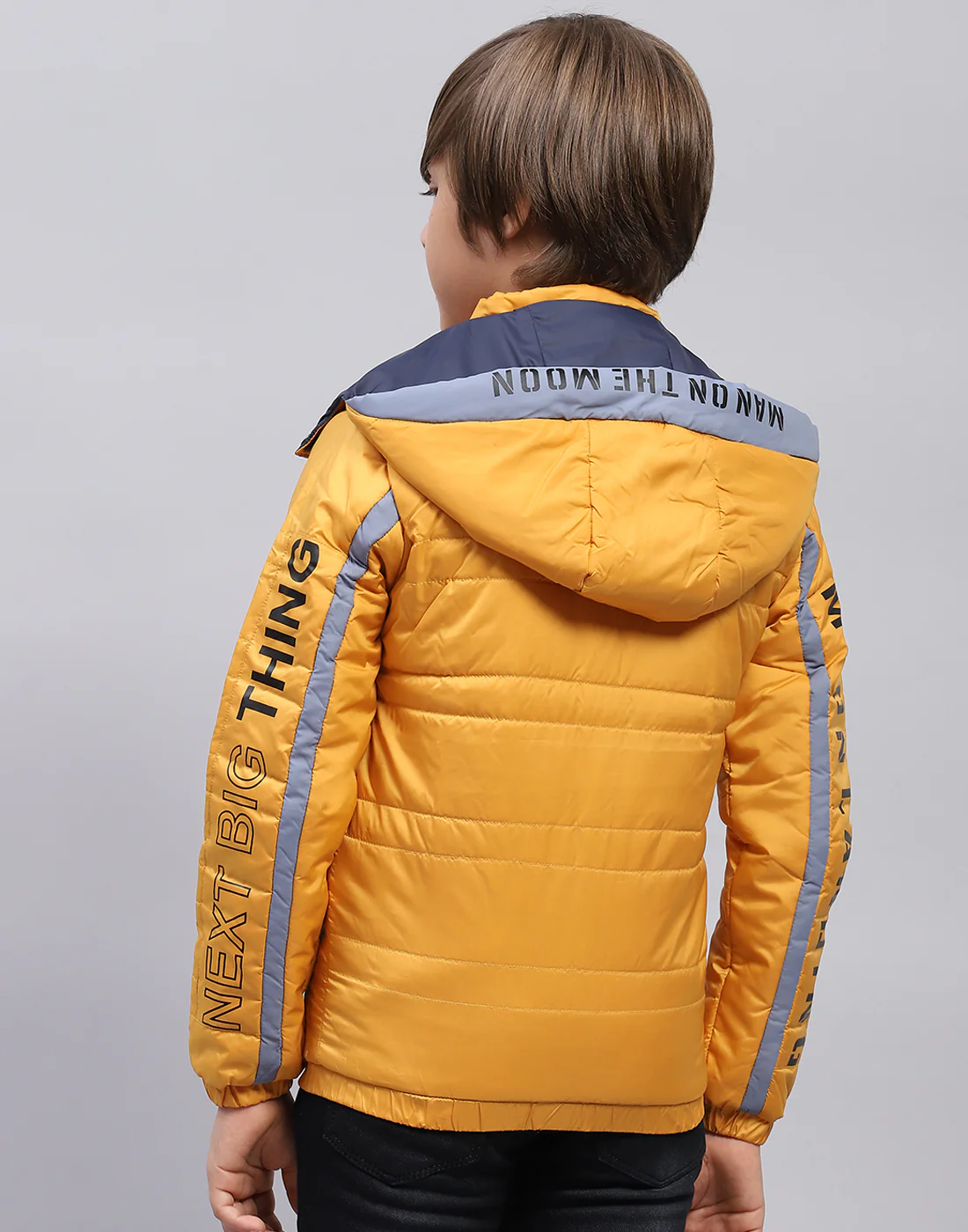 Boys Yellow Solid Hooded Full Sleeve Jacket - Image 6