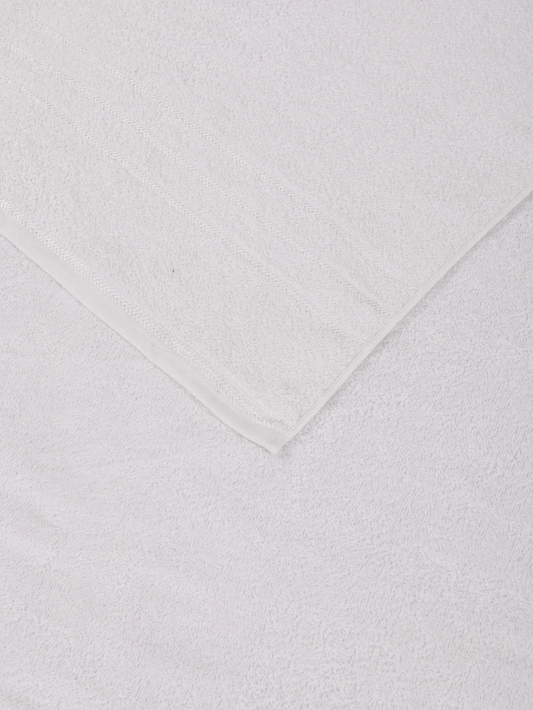 Essential White 100% Cotton Solid 340 GSM Bath Towel Soho 1 Pc Pvc Pack - Image 6